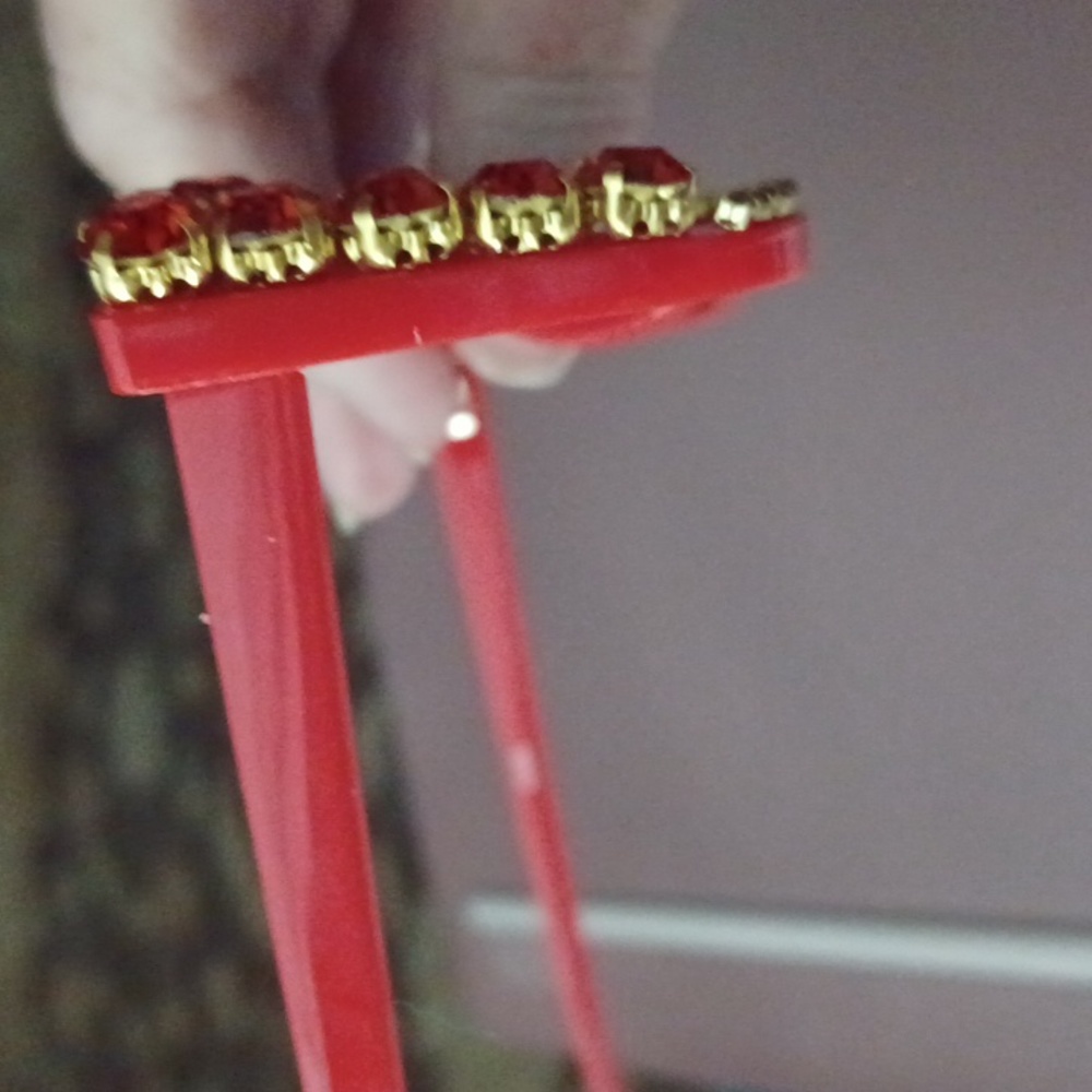 Sunglasses - Picture 3 of 3